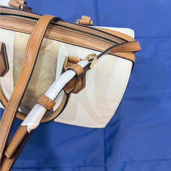 Michael Kors White and Gold Satchel - Picture 5 of 5